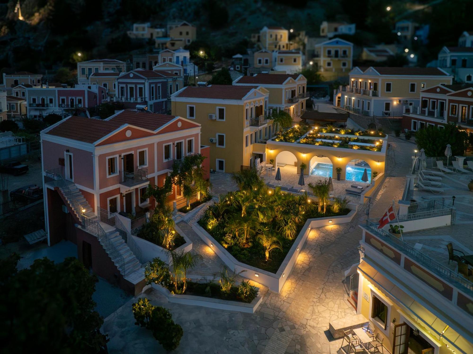 Opera House Hotel Symi Exteriér fotografie